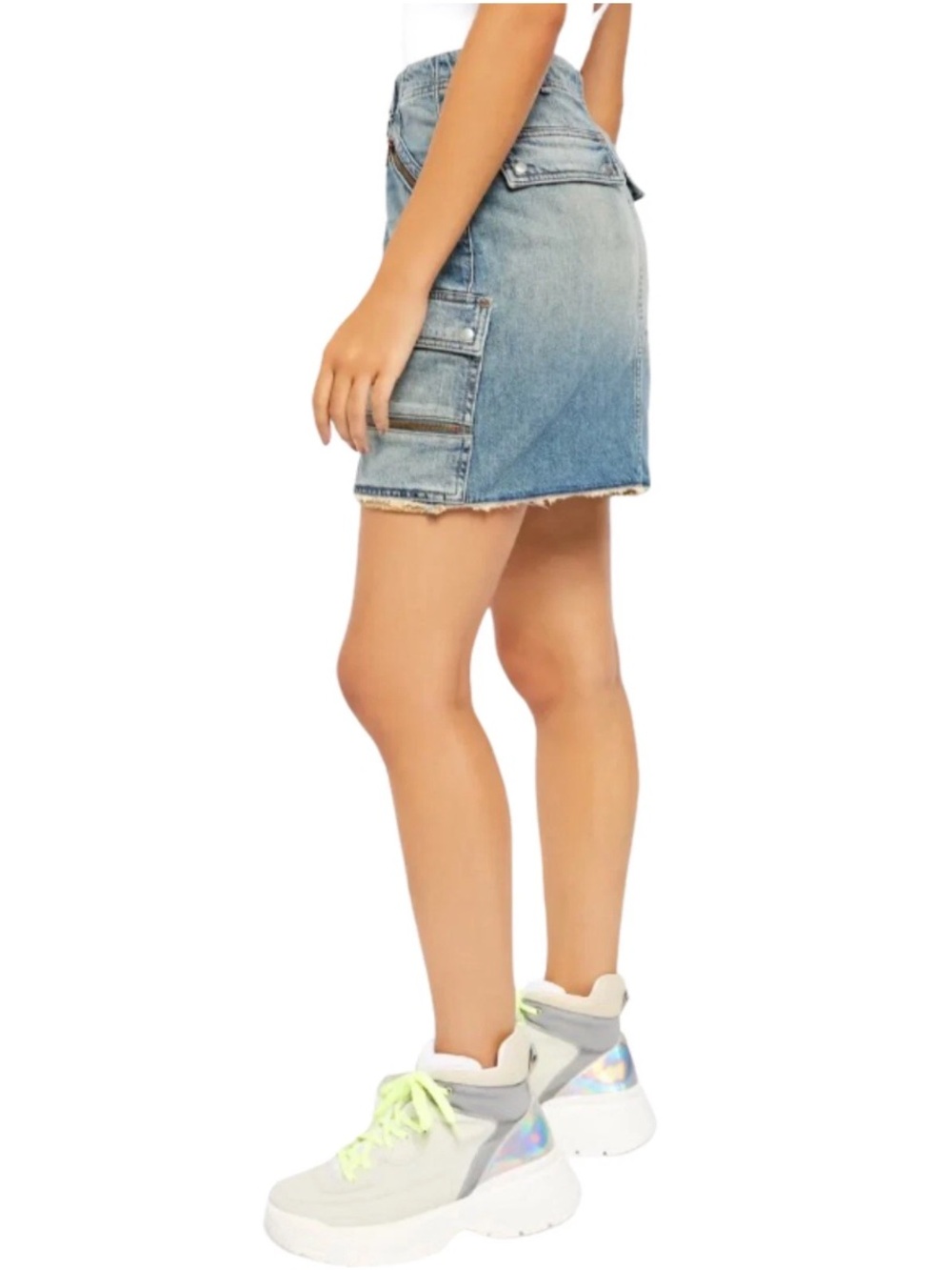 We The Free People Women's Icon Wash Blue Denim Jean Mini Cargo Skirt Size 29 - Picture 6 of 15